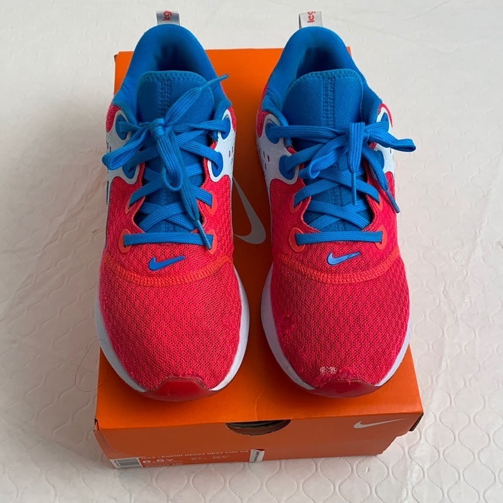 Nike Legend React Heat Check Red and blue 6.5Y sneaker
